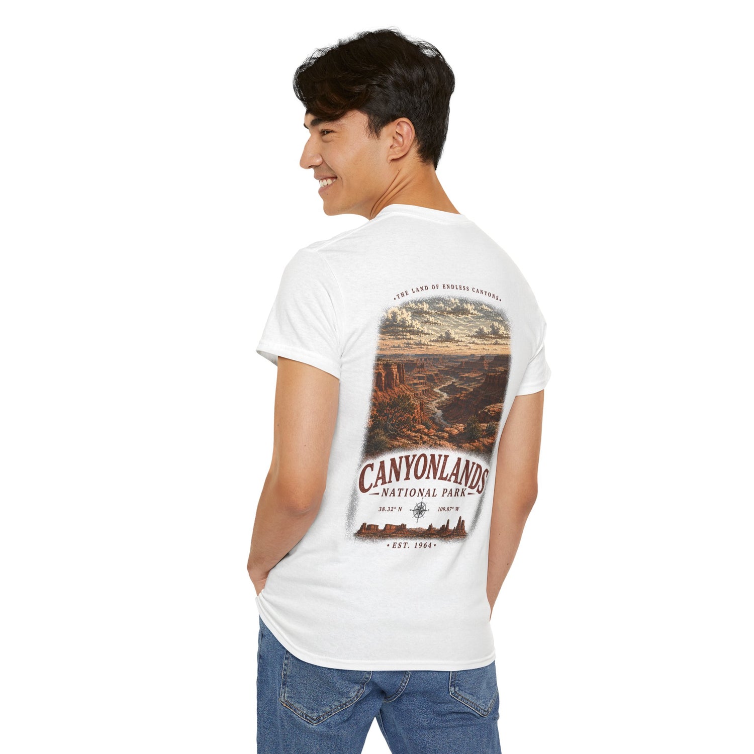 Canyonlands National Park Scenic Desert Landscape T‑Shirt